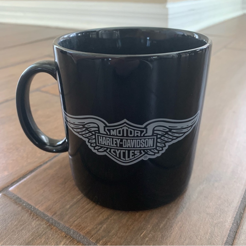 Harley Davidson Hallmark Coffee Mug 2010 Retired